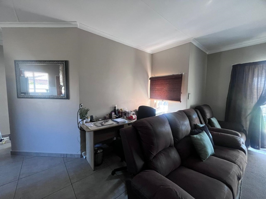 2 Bedroom Property for Sale in Noordhoek Free State